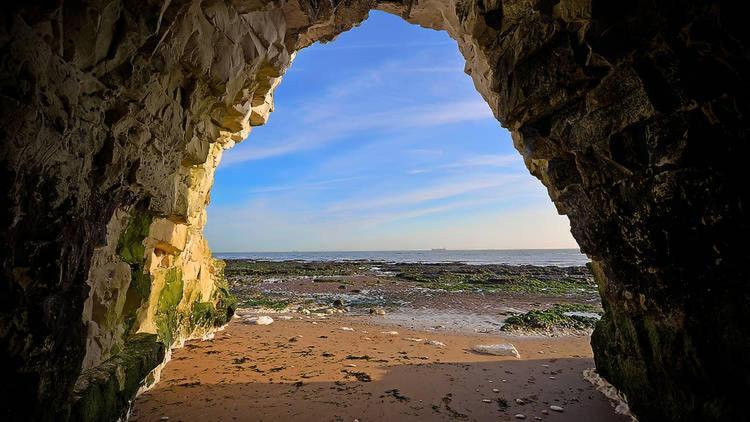 Cosy Coach House Garden Apartment By The Sea, Own Entrance Door, Garden Terrace With Exclusive Rear Door Access & Free Reserved Parking Space Only 2 Mtrs From Your Apt Door! Early Checkin From 3Pm And Late Check Out Till 11Am Available! Broadstairs Buitenkant foto